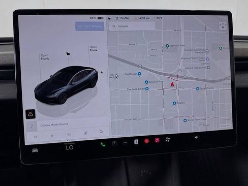 Used 2024 Tesla Model 3 Standard Range RWD image 47
