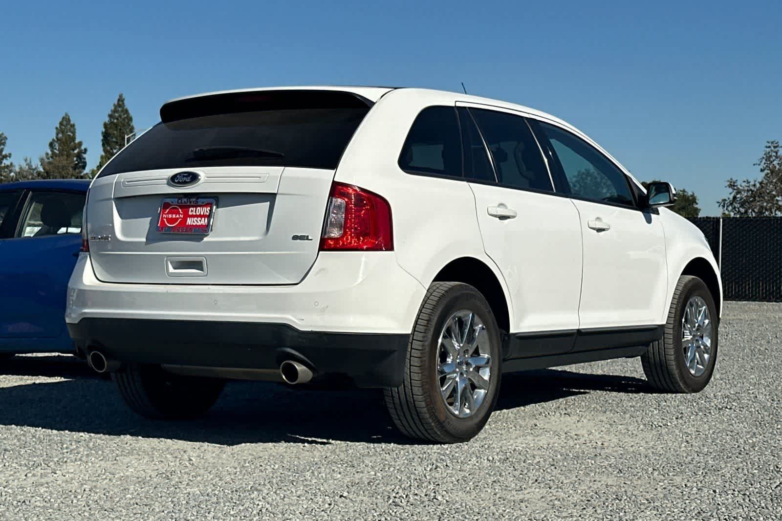 Used 2014 Ford Edge SEL w/ Equipment Group 205A FWD image 3