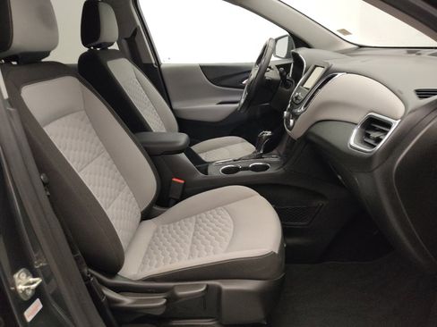 Used 2019 Chevrolet Equinox LT FWD image 21