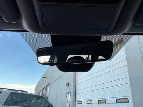 Used 2025 Toyota Grand Highlander FWD image 19