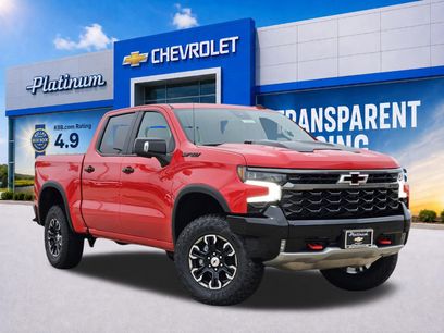 New 2026 Chevrolet Silverado 1500 ZR2 w/ LPO, Dark Essentials Package