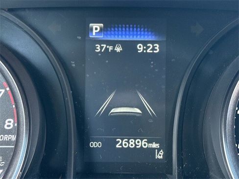 Used 2023 Toyota Camry SE image 14