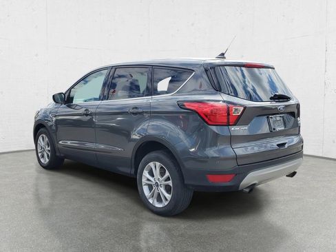 Used 2019 Ford Escape SE AWD/4WD image 5