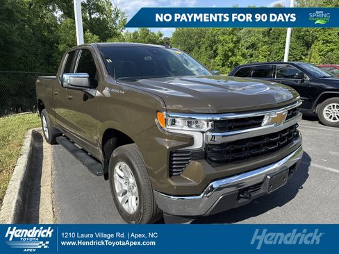Used 2023 Chevrolet Silverado 1500 LT w/ Convenience Package II image 1