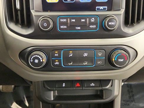Used 2018 Chevrolet Colorado LT RWD image 19