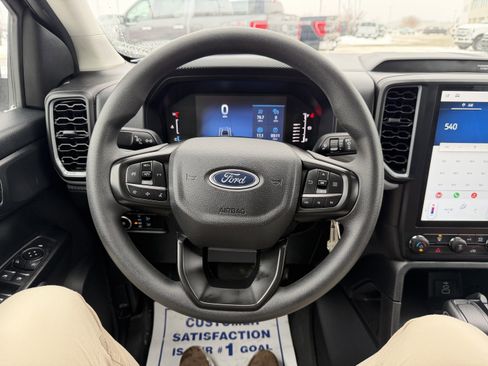 Used 2024 Ford Ranger XL w/ Trailer Tow Package image 9