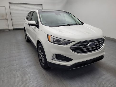 Used 2020 Ford Edge Titanium AWD/4WD image 13