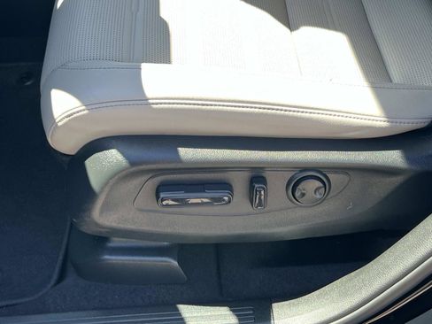 Certified 2023 Honda CR-V EX-L image 18