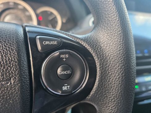 Used 2017 Honda Accord LX image 26