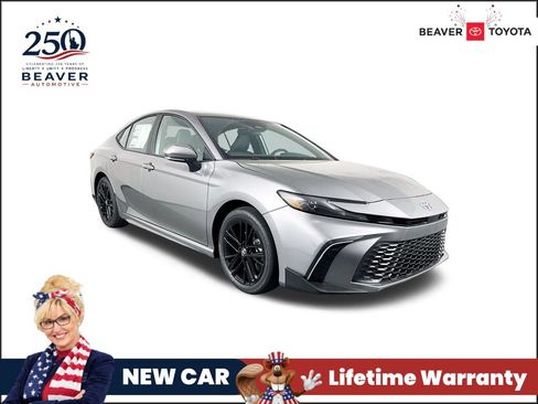 New 2026 Toyota Camry SE FWD image 1