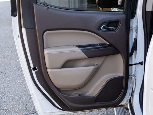 Used 2018 GMC Canyon SLT w/ Driver Alert Package image 26