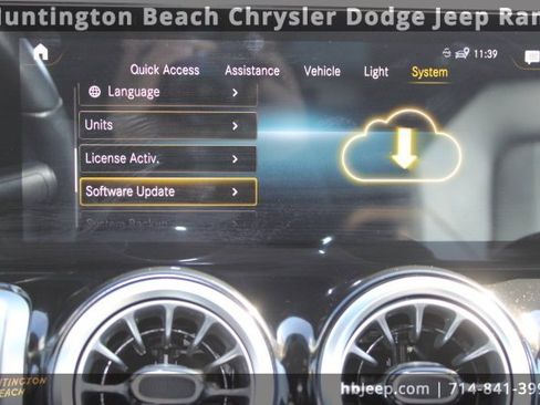 Used 2022 Mercedes-Benz GLB 250 image 27