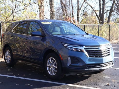 Used 2024 Chevrolet Equinox LT image 10