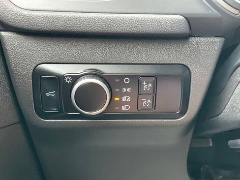 Certified 2023 Ford Escape Active AWD/4WD image 12