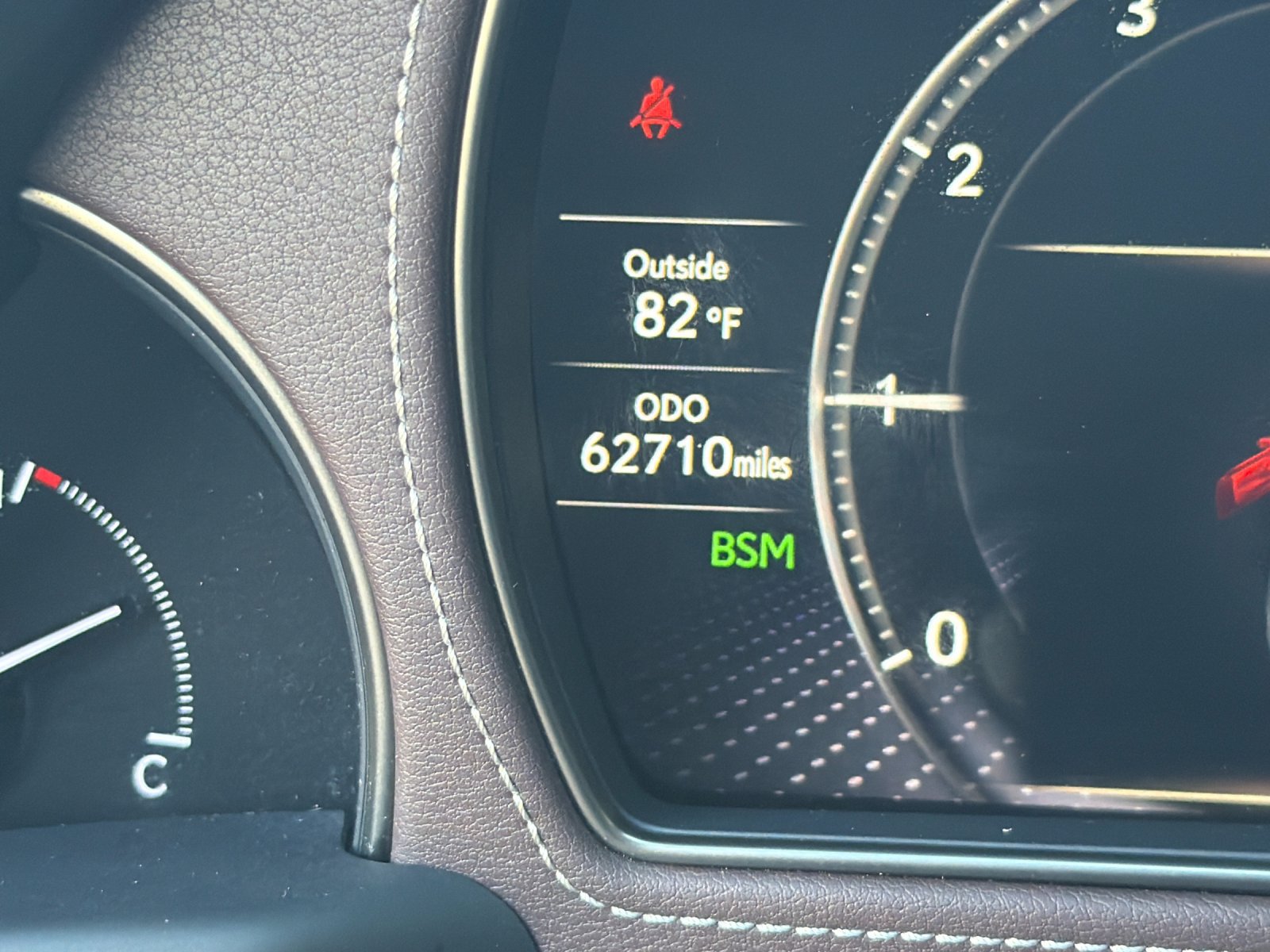 Used 2018 Lexus LS 500h w/ Interior Upgrade Package RWD image 32