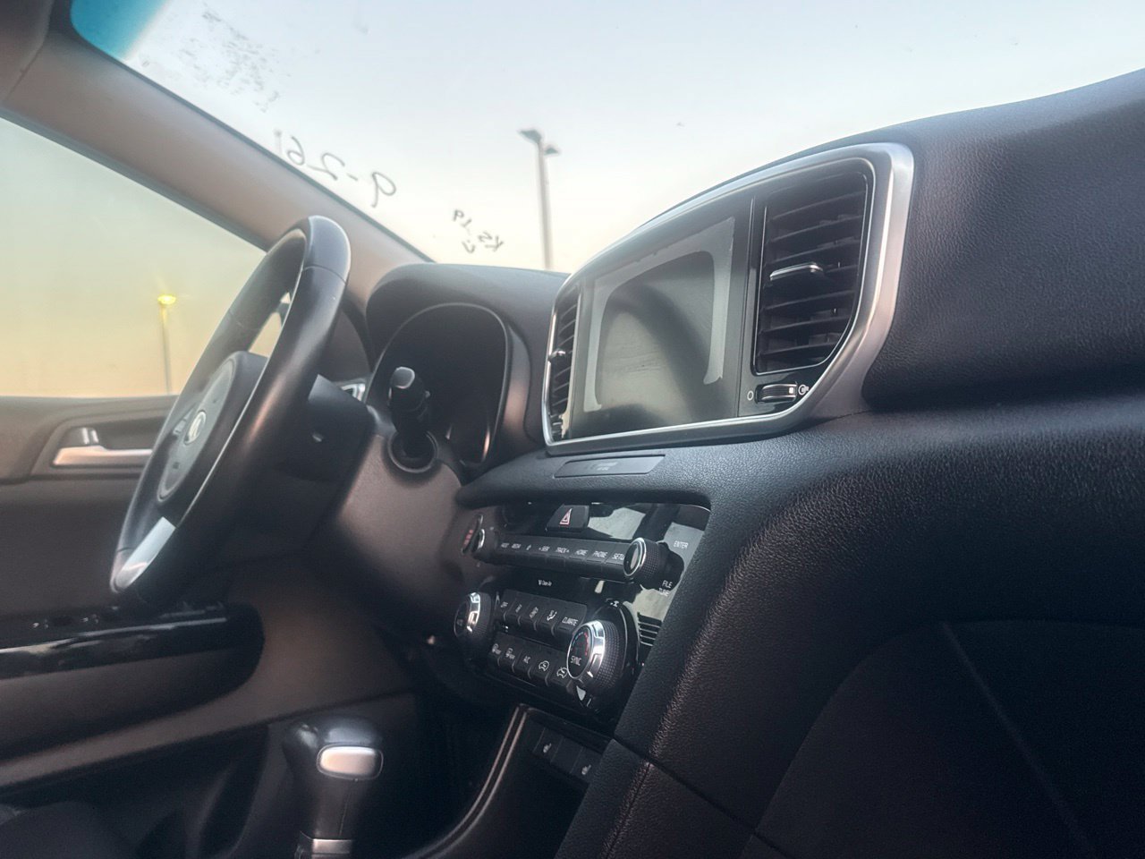 Used 2020 Kia Sportage EX AWD/4WD image 29