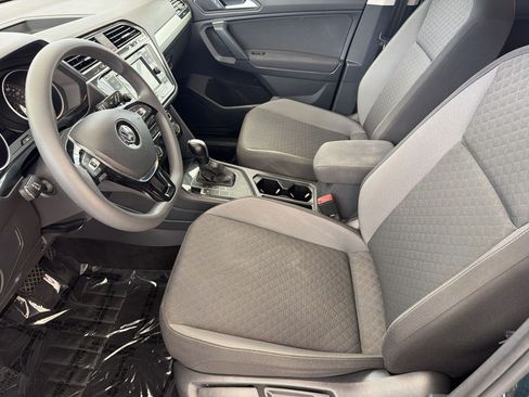 Used 2019 Volkswagen Tiguan S FWD image 5