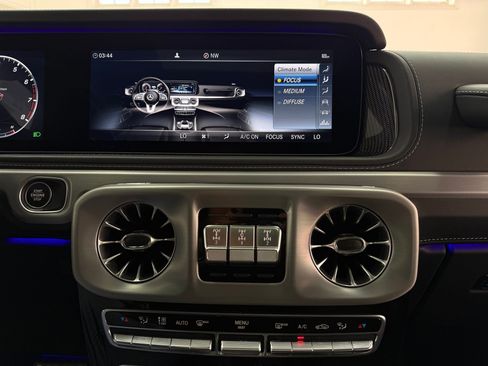 Used 2023 Mercedes-Benz G 550 image 29