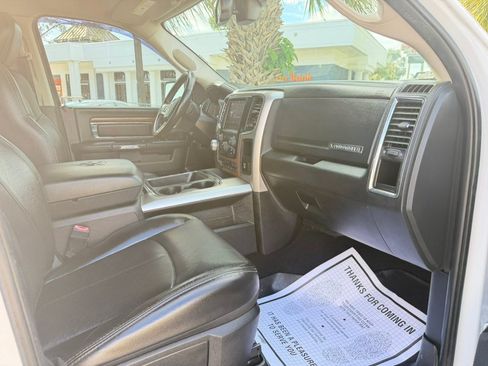 Used 2018 RAM 1500 Laramie w/ Convenience Group AWD/4WD image 14