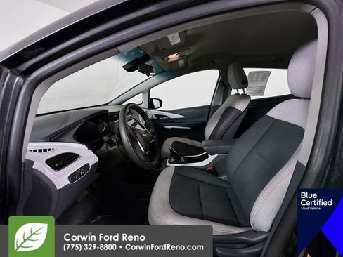 Used 2017 Chevrolet Bolt LT image 22
