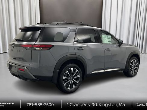 New 2026 Nissan Pathfinder Platinum AWD/4WD image 5
