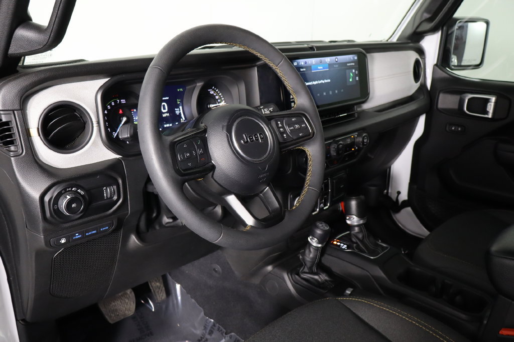 Used 2024 Jeep Wrangler Unlimited w/ Convenience Group AWD/4WD image 24