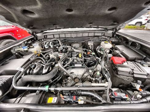 Used 2023 Ford Bronco Big Bend image 28