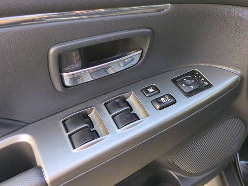 Used 2025 Mitsubishi Outlander Sport SE AWD/4WD image 13