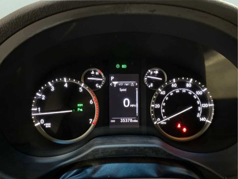 Used 2023 Lexus GX 460 Premium image 16