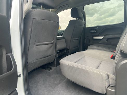 Used 2018 Chevrolet Silverado 1500 LT w/ Texas Edition image 38