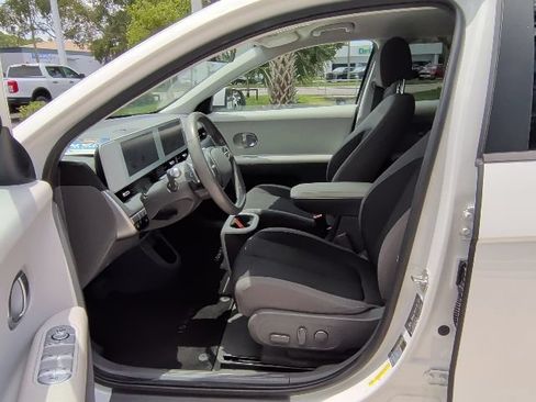 Certified 2022 Hyundai Ioniq 5 SE w/ Cargo Package RWD image 15