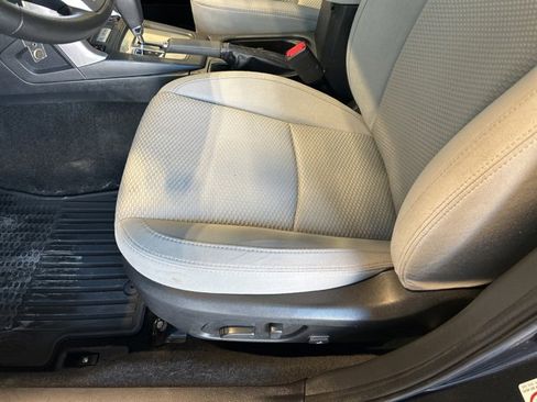 Used 2018 Subaru Forester 2.5i Premium image 9