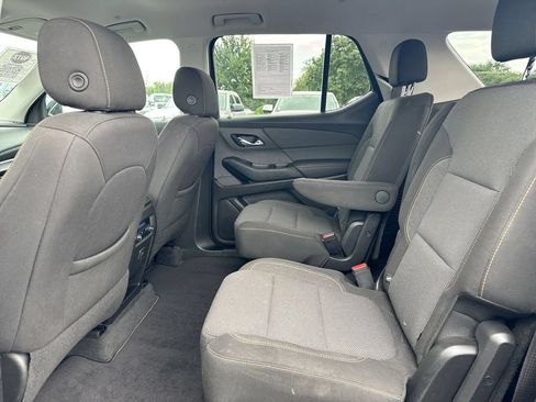 Used 2020 Chevrolet Traverse LT FWD image 22