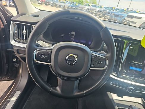 Used 2024 Volvo S60 B5 Core FWD image 17