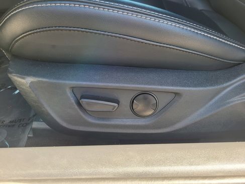 Used 2025 Ford Mustang Premium RWD image 12