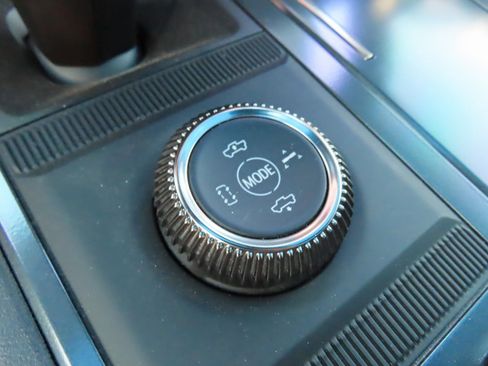 Used 2025 GMC Hummer EV 3X image 32