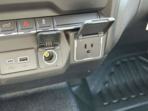 New 2026 Chevrolet Silverado 1500 W/T w/ WT Safety Package AWD/4WD image 24