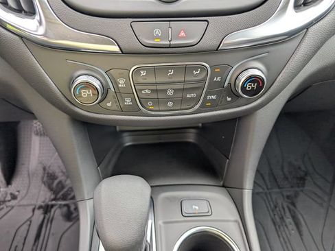 Used 2024 Chevrolet Equinox LT w/ LPO, Floor Liner Package AWD/4WD image 18