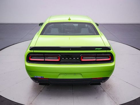 Used 2015 Dodge Challenger SRT Hellcat image 5