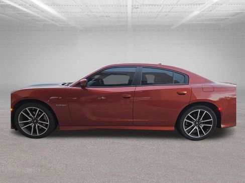 Used 2022 Dodge Charger R/T w/ Plus Group RWD image 3