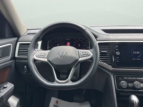Used 2022 Volkswagen Atlas SE FWD image 12