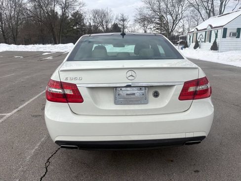 Used 2012 Mercedes-Benz E 350 Sedan w/ Lane Tracking Pkg image 12