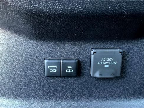 New 2026 Toyota Tundra Platinum AWD/4WD image 18