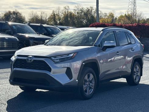 Used 2023 Toyota RAV4 XLE image 28