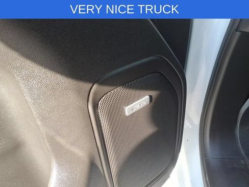 Used 2021 GMC Sierra 1500 AT4 w/ AT4 Preferred Package AWD/4WD image 12