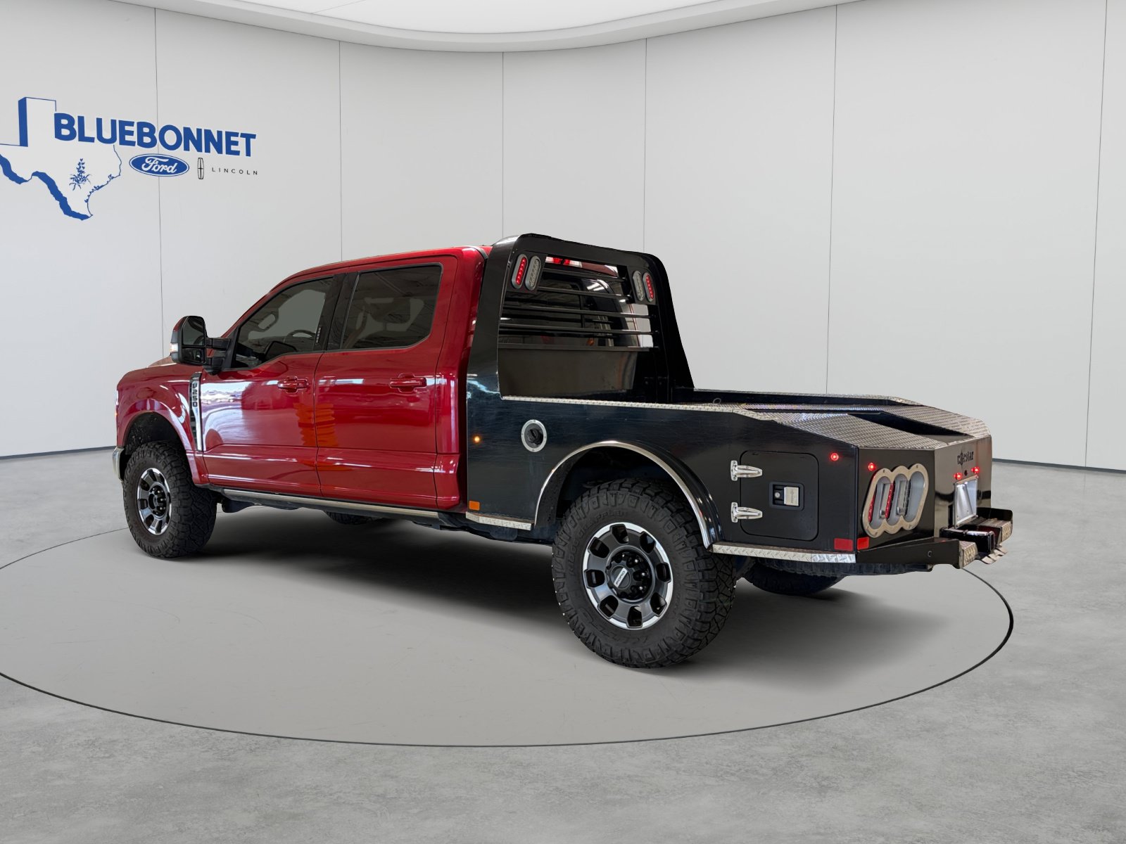 Used 2023 Ford F250 Lariat w/ Lariat Ultimate Package AWD/4WD image 7