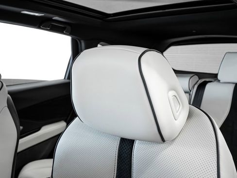 New 2025 Acura RDX A-Spec image 36