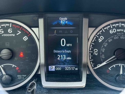 Used 2023 Toyota Tacoma SR5 w/ Technology Package AWD/4WD image 25
