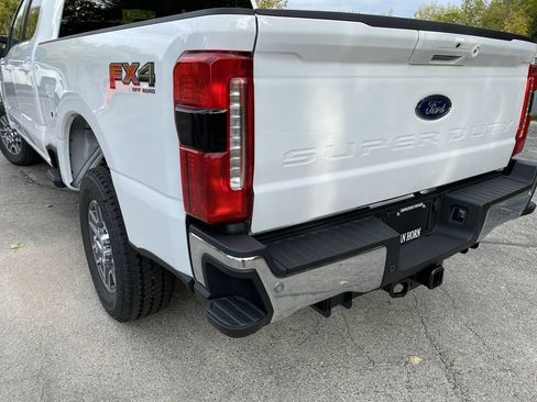 New 2026 Ford F250 Lariat w/ FX4 Off-Road Package image 47