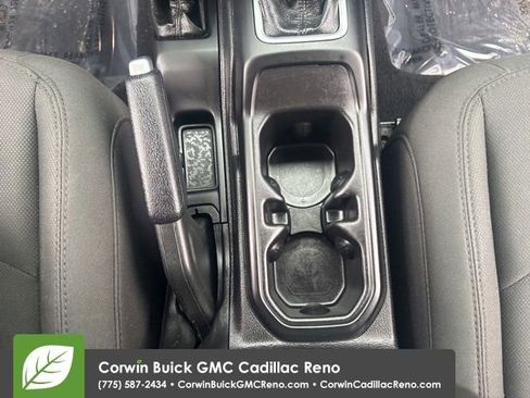 Used 2018 Jeep Wrangler Unlimited Sport S AWD/4WD image 14